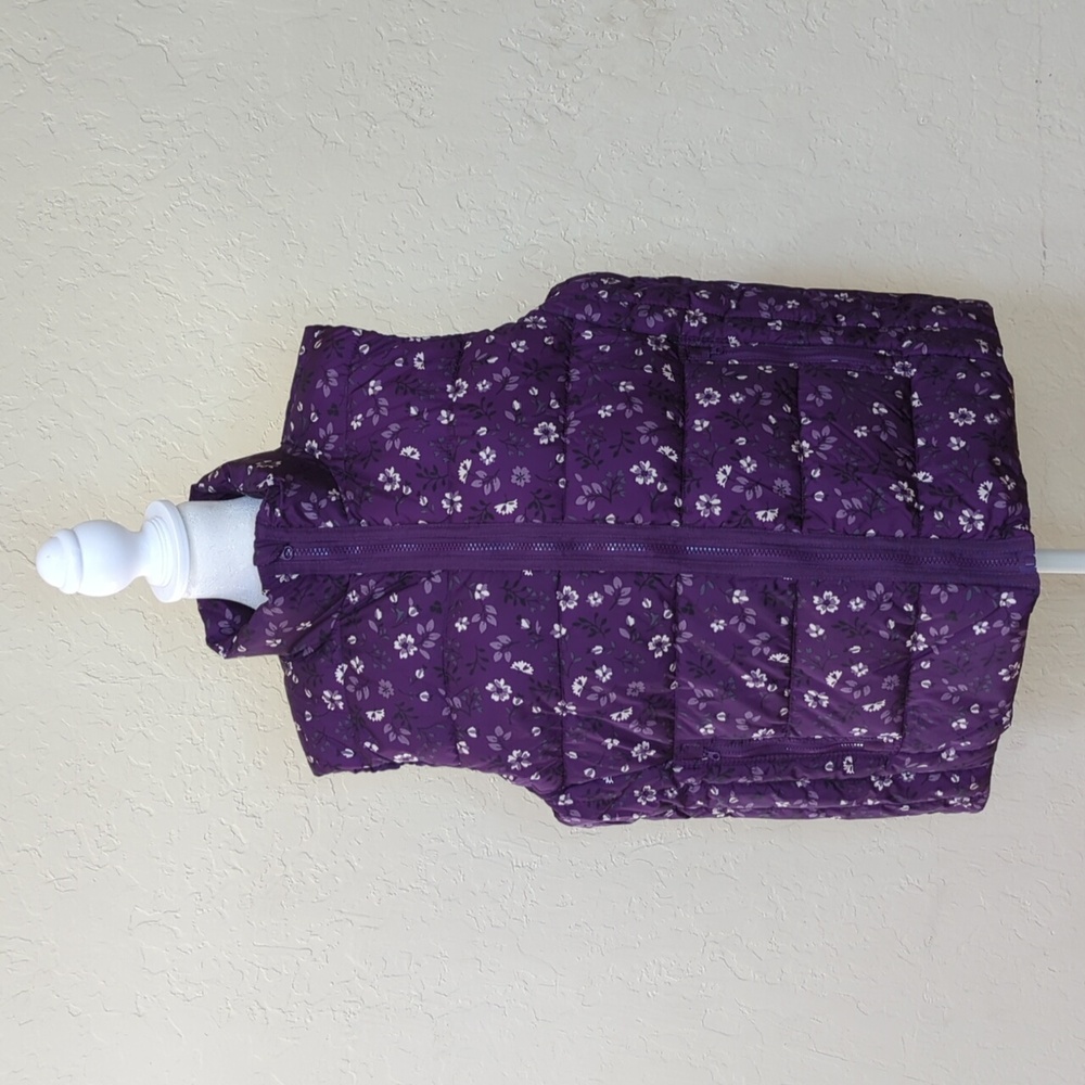 LIKE NEW Laura Scott Purple Floral Print Puffer Full Zip Vest Size XL